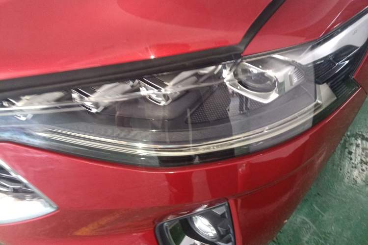 Used Haval F7x 2019 1.5T Two-Wheel Drive Smart & Trendy Edition Left Front Headlight