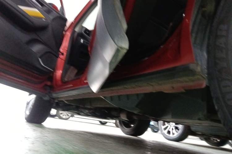 Used Haval F7x 2019 1.5T Two-Wheel Drive Smart & Trendy Edition Left Side Sill