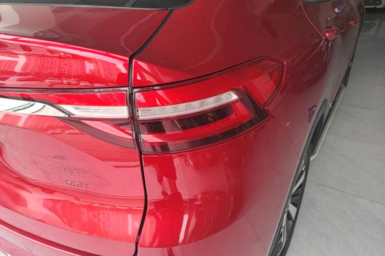 Used Haval F7x 2019 2.0T Four-Wheel Drive Intelligent Sport Edition Right Rear Taillight