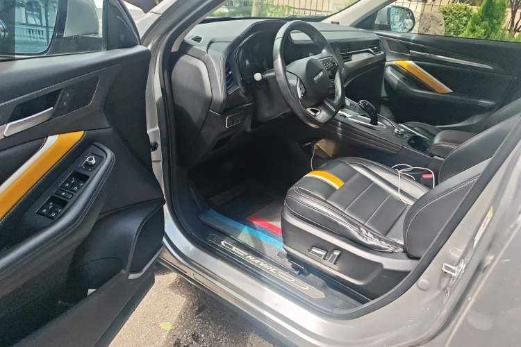 Used Haval F7x 2019 2.0T Two-Wheel Drive Intelligent Technology Edition Driver Seat