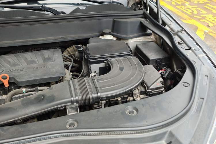 Used Haval F7x 2019 1.5T Two-Wheel Drive Smart & Trendy Edition Engine Bay Left