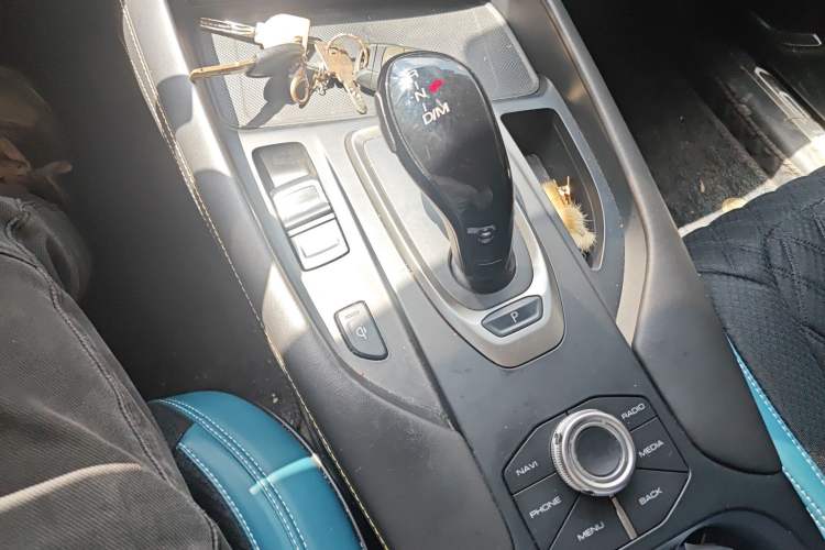Used Haval F7x 2019 1.5T Two-Wheel Drive Intelligent Technology Edition Gear Lever