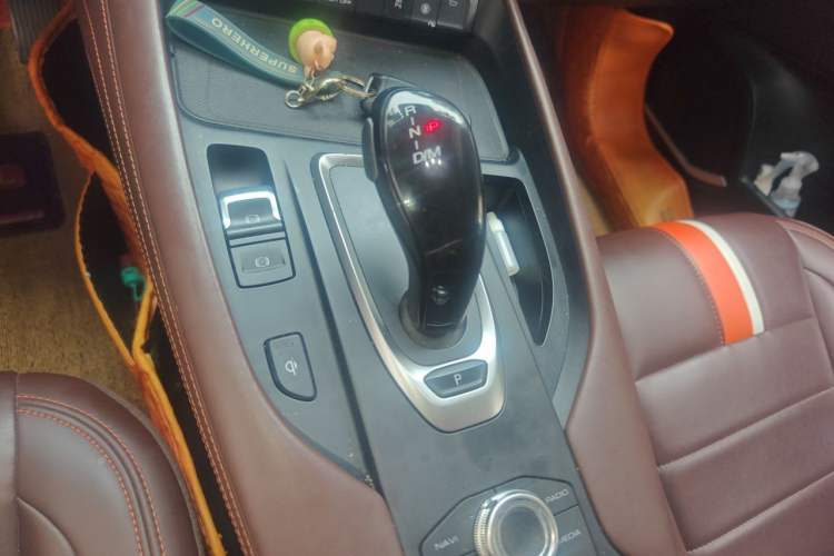 Used Haval F7x 2019 2.0T Two-Wheel Drive Intelligent Technology Edition Gear Lever