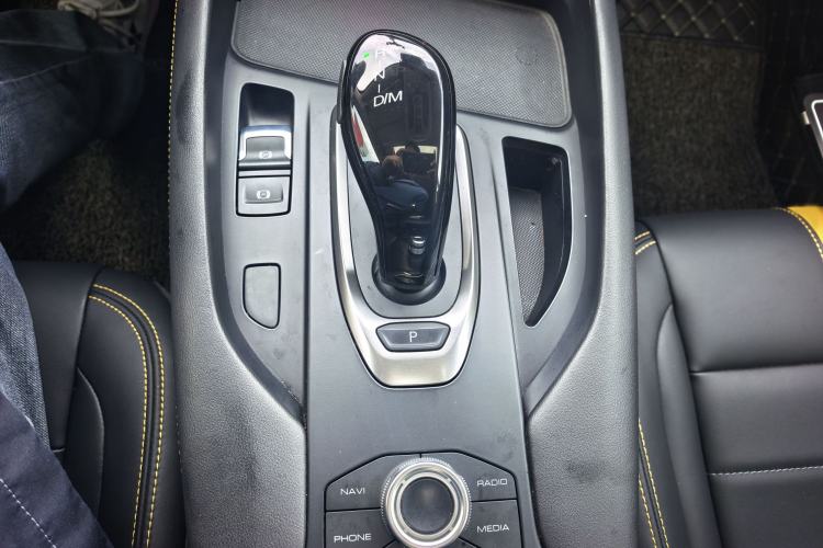 Used Haval F7x 2019 1.5T Two-Wheel Drive Smart & Trendy Edition Gear Lever