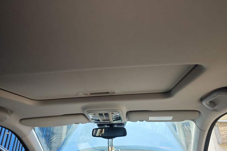 Used Haval F7x 2019 1.5T Two-Wheel Drive Smart & Trendy Edition Headliner
