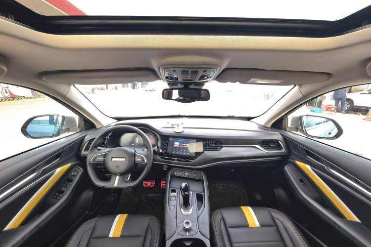 Used Haval F7x 2019 1.5T Two-Wheel Drive Smart & Trendy Edition Interior 2