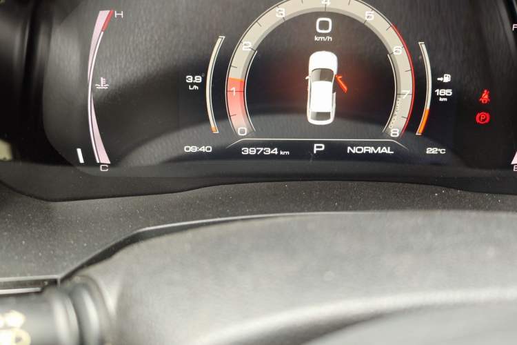 Used Haval F7x 2019 1.5T Two-Wheel Drive Smart & Trendy Edition Odometer Close Up