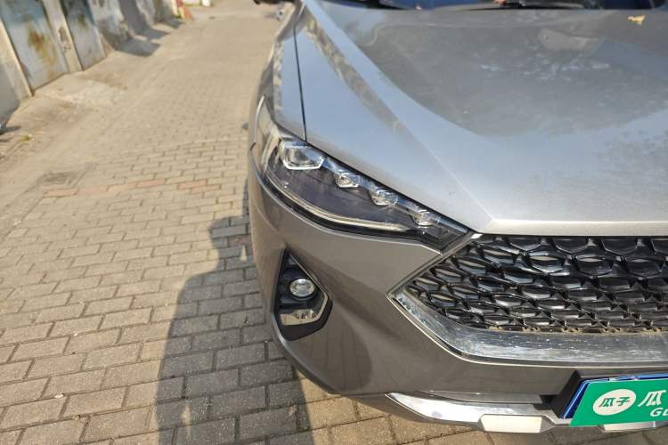 Used Haval F7x 2019 1.5T Two-Wheel Drive Smart & Trendy Edition Right Front Headlight