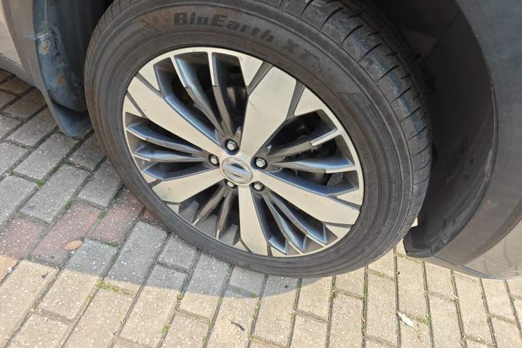 Used Haval F7x 2019 1.5T Two-Wheel Drive Smart & Trendy Edition Right Front Wheel Hub