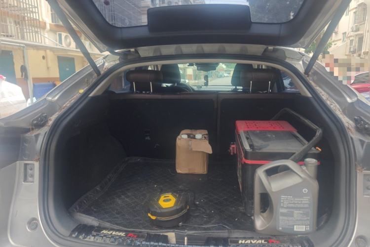 Used Haval F7x 2019 2.0T Two-Wheel Drive Intelligent Technology Edition Trunk