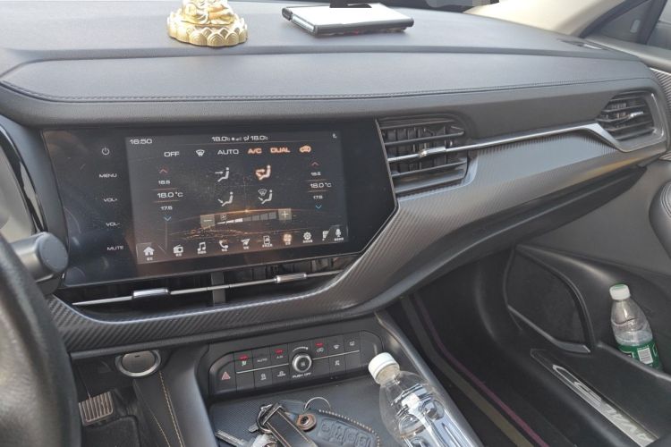 Used Haval F7x 2019 1.5T Two-Wheel Drive Smart & Trendy Edition Audio And AC Panel