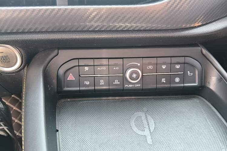 Used Haval F7x 2019 1.5T Two-Wheel Drive Intelligent Technology Edition Audio And AC Panel