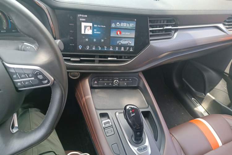 Used Haval F7x 2019 1.5T Two-Wheel Drive Smart & Trendy Edition Audio And AC Panel