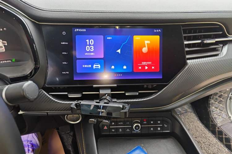 Used Haval F7x 2019 2.0T Two-Wheel Drive Intelligent Technology Edition Audio And AC Panel