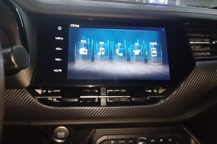Used Haval F7x 2019 2.0T Four-Wheel Drive Intelligent Sport Edition Audio And AC Panel