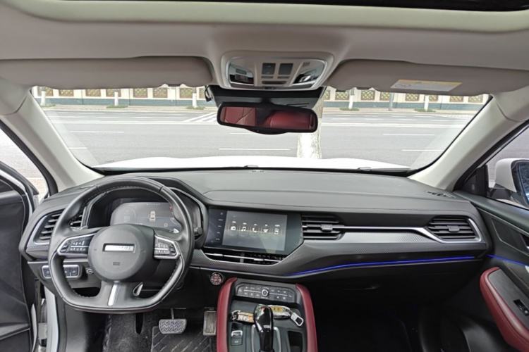 Used Haval F7x 2019 1.5T Two-Wheel Drive Intelligent Technology Edition Center Console