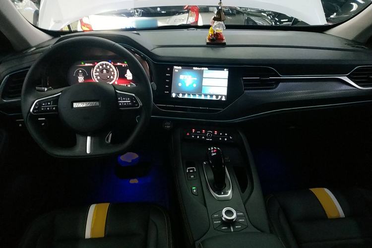 Used Haval F7x 2019 2.0T Two-Wheel Drive Intelligent Technology Edition Center Console