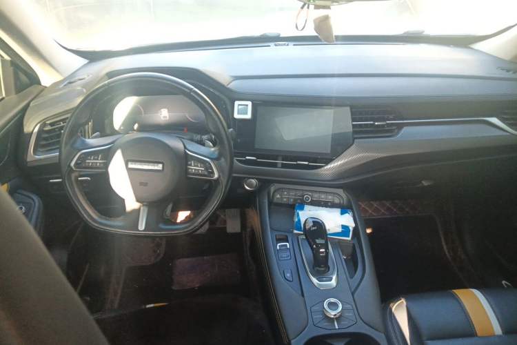 Used Haval F7x 2019 1.5T Two-Wheel Drive Intelligent Technology Edition Center Console