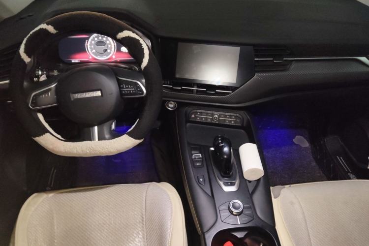 Used Haval F7x 2019 1.5T Two-Wheel Drive Intelligent Technology Edition Center Console