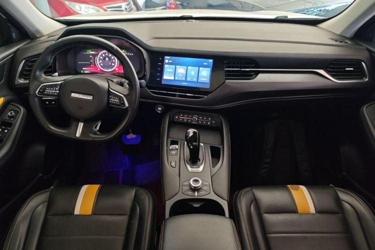 Used Haval F7x 2019 2.0T Four-Wheel Drive Intelligent Sport Edition Center Console