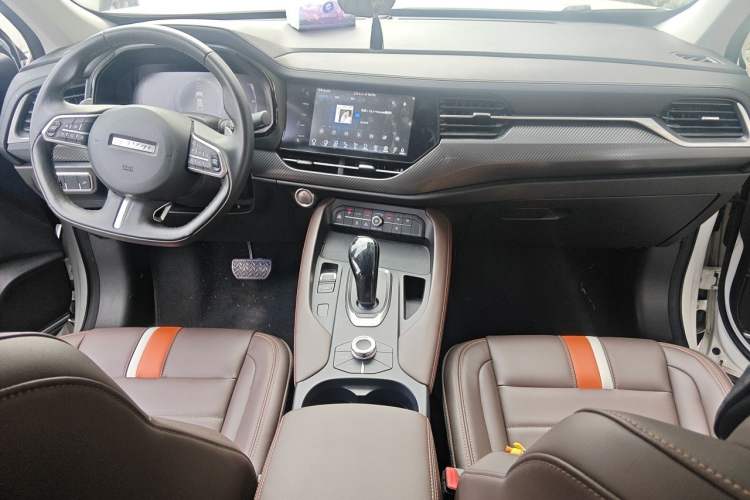 Used Haval F7x 2019 1.5T Two-Wheel Drive Smart & Trendy Edition Center Console