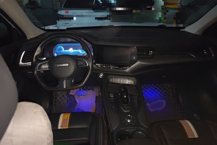 Used Haval F7x 2019 1.5T Two-Wheel Drive Intelligent Technology Edition Center Console