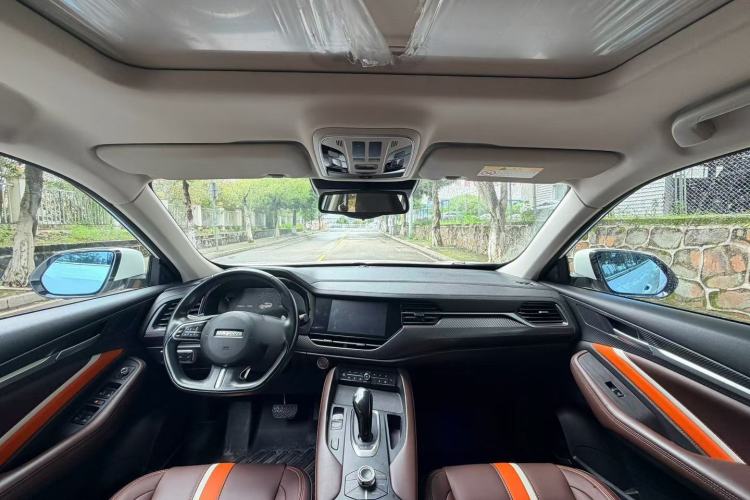 Used Haval F7x 2019 2.0T Two-Wheel Drive Intelligent Technology Edition Center Console