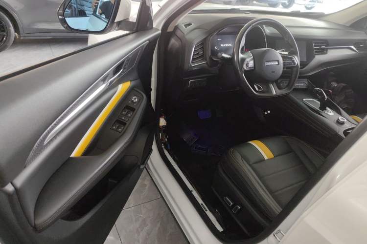 Used Haval F7x 2019 2.0T Two-Wheel Drive Smart & Stylish Play Edition Driver Seat
