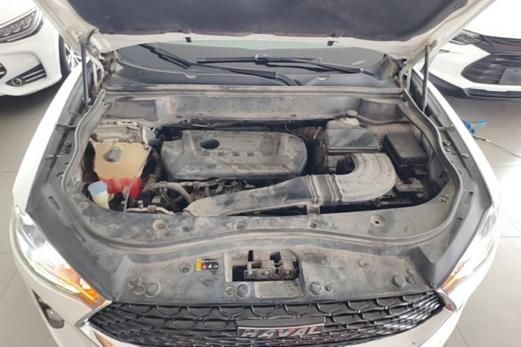 Used Haval F7x 2019 2.0T Two-Wheel Drive Smart & Stylish Play Edition Engine Bay