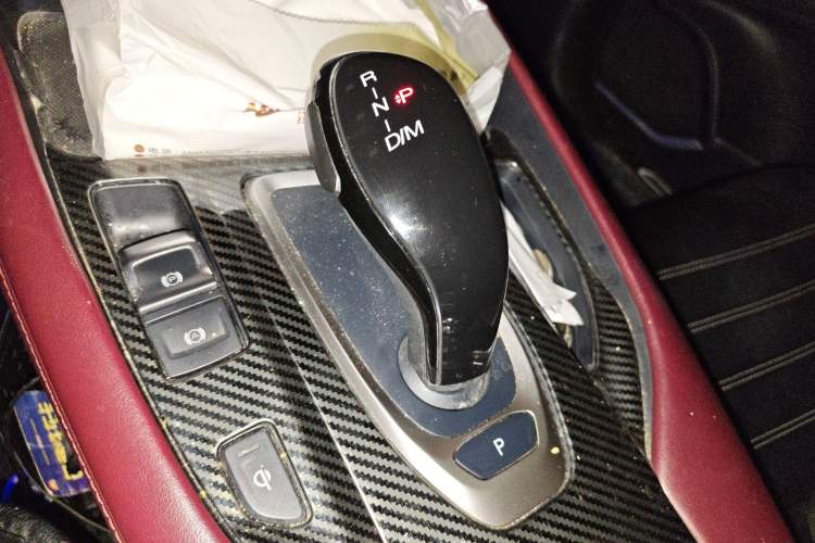 Used Haval F7x 2019 1.5T Two-Wheel Drive Intelligent Technology Edition Gear Lever