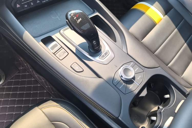 Used Haval F7x 2019 1.5T Two-Wheel Drive Intelligent Technology Edition Gear Lever