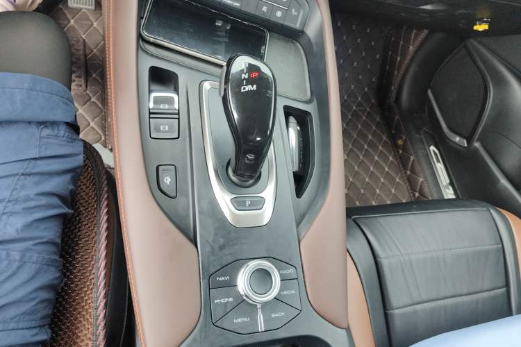 Used Haval F7x 2019 1.5T Two-Wheel Drive Intelligent Technology Edition Gear Lever