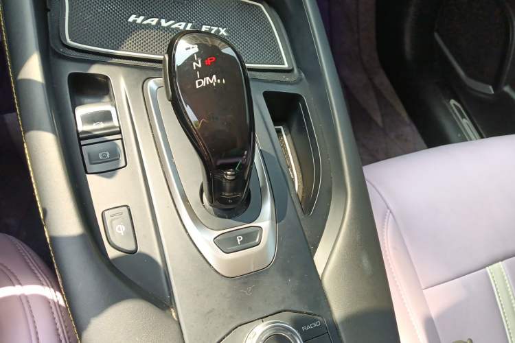 Used Haval F7x 2019 2.0T Two-Wheel Drive Intelligent Technology Edition Gear Lever