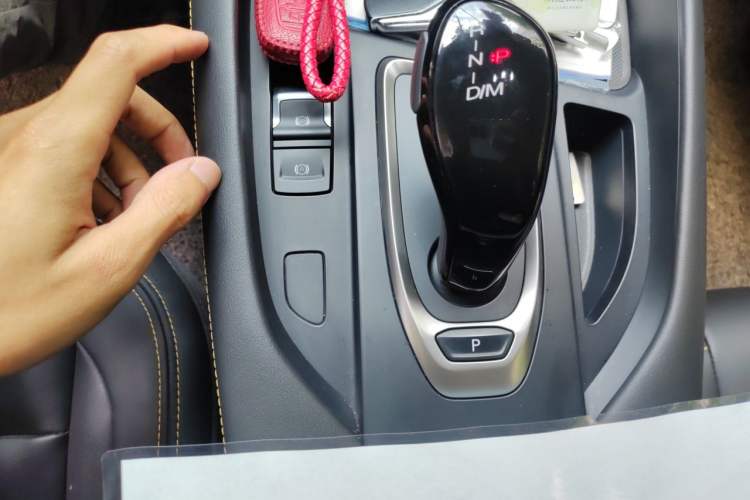 Used Haval F7x 2019 1.5T Two-Wheel Drive Smart & Trendy Edition Gear Lever