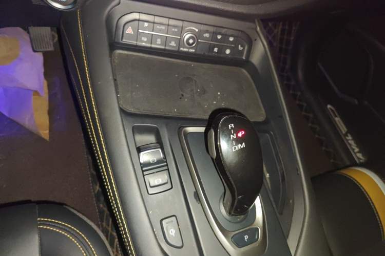 Used Haval F7x 2019 1.5T Two-Wheel Drive Intelligent Technology Edition Gear Lever