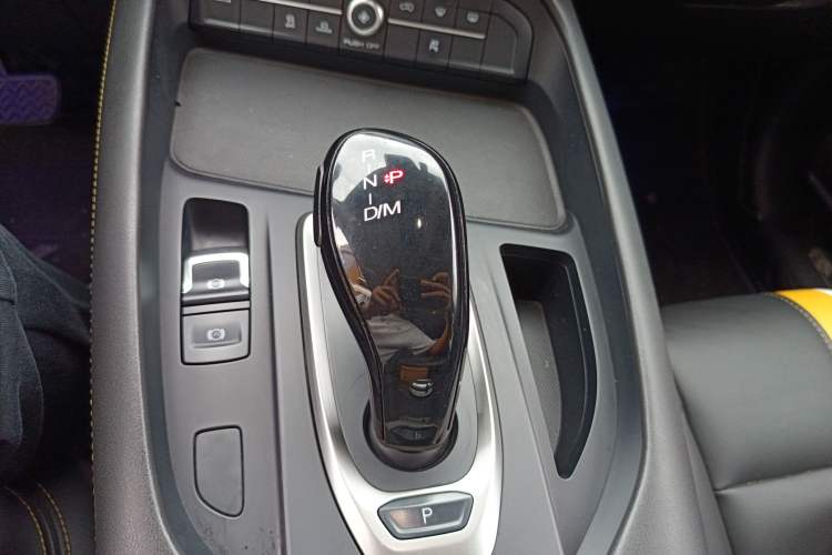 Used Haval F7x 2019 1.5T Two-Wheel Drive Smart & Trendy Edition Gear Lever