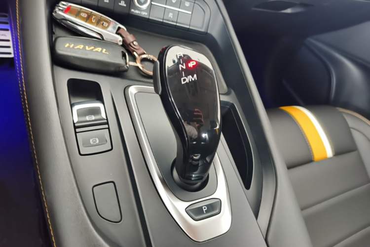 Used Haval F7x 2019 2.0T Two-Wheel Drive Smart & Stylish Play Edition Gear Lever