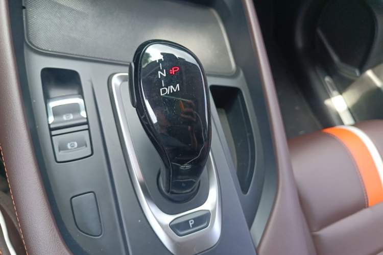 Used Haval F7x 2019 1.5T Two-Wheel Drive Smart & Trendy Edition Gear Lever