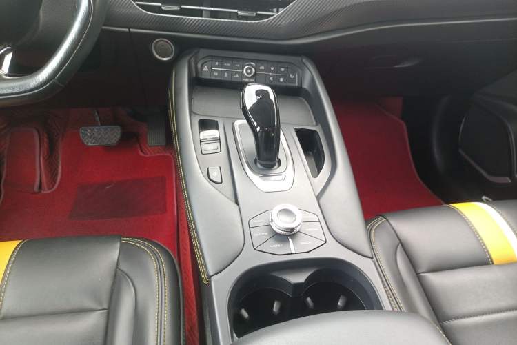 Used Haval F7x 2019 1.5T Two-Wheel Drive Intelligent Technology Edition Gear Lever