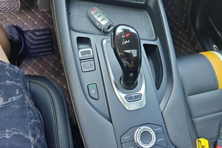 Used Haval F7x 2019 1.5T Two-Wheel Drive Intelligent Technology Edition Gear Lever