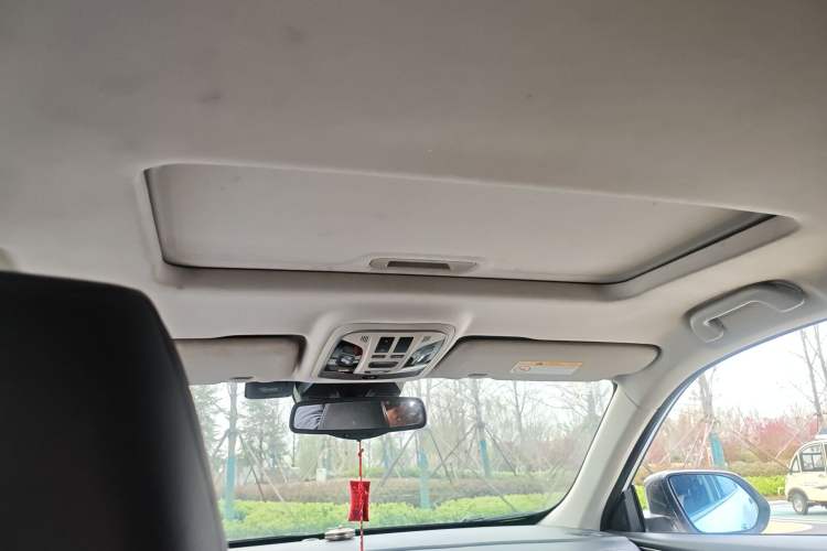 Used Haval F7x 2019 1.5T Two-Wheel Drive Smart & Trendy Edition Headliner