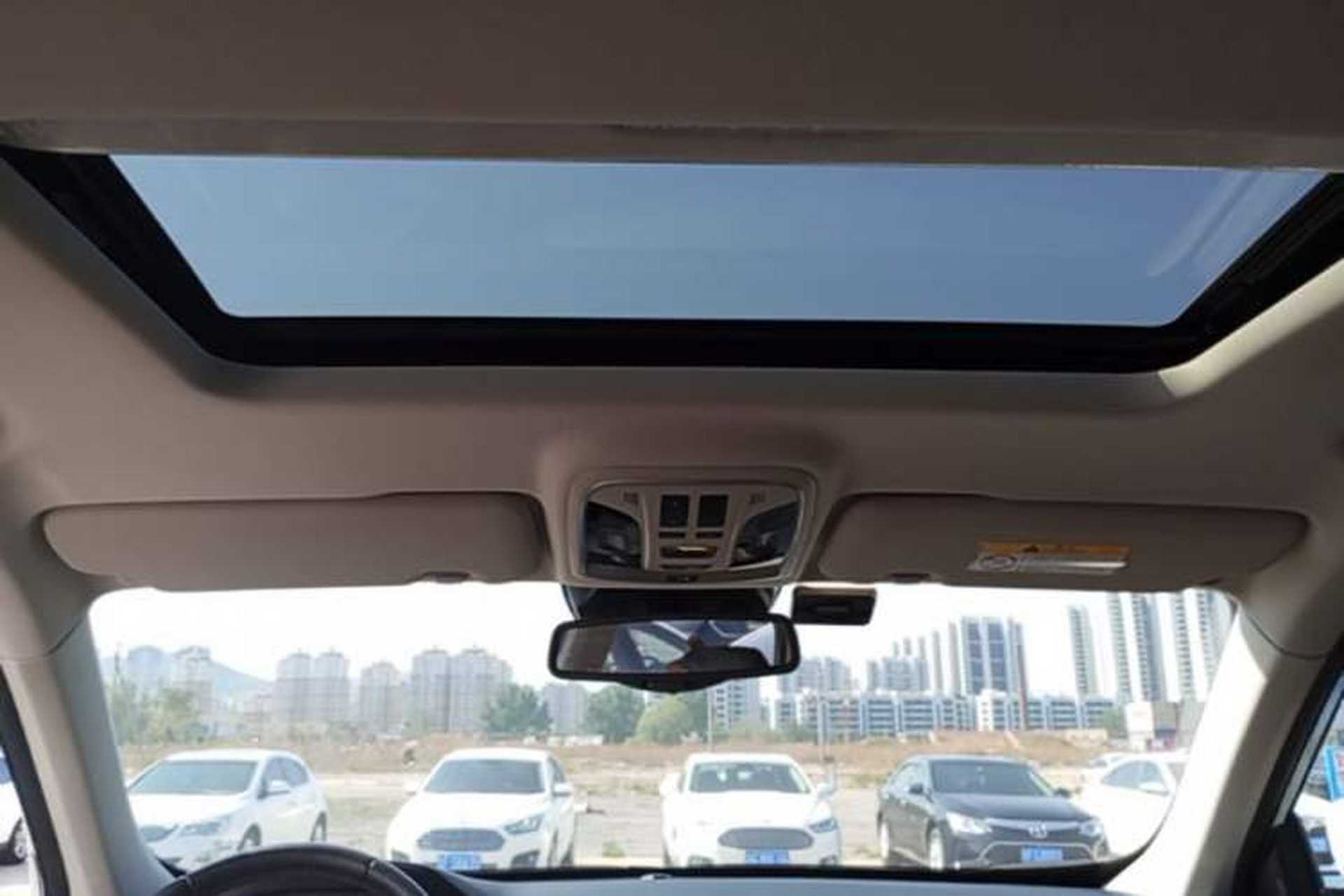 Used Haval F7x 2019 1.5T Two-Wheel Drive Smart & Trendy Edition Headliner