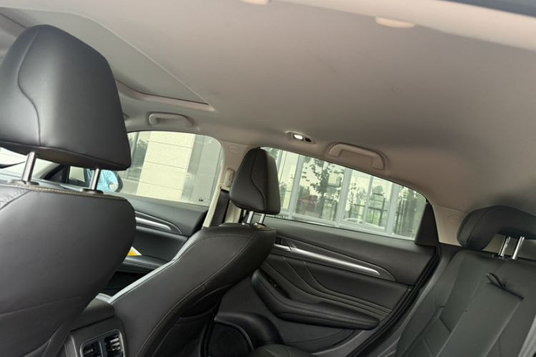 Used Haval F7x 2019 2.0T Two-Wheel Drive Intelligent Technology Edition Interior 11