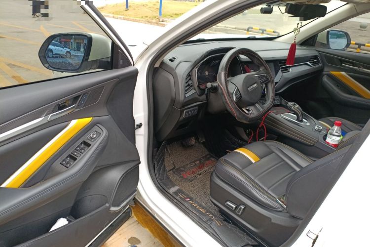 Used Haval F7x 2019 1.5T Two-Wheel Drive Intelligent Technology Edition Interior 3