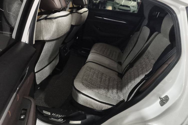 Used Haval F7x 2019 1.5T Two-Wheel Drive Smart & Trendy Edition Interior 4