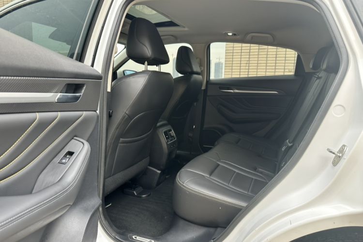 Used Haval F7x 2019 2.0T Four-Wheel Drive Intelligent Sport Edition Interior 4