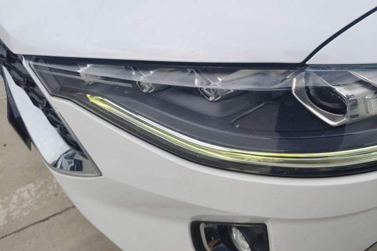 Used Haval F7x 2019 1.5T Two-Wheel Drive Smart & Trendy Edition Left Front Headlight