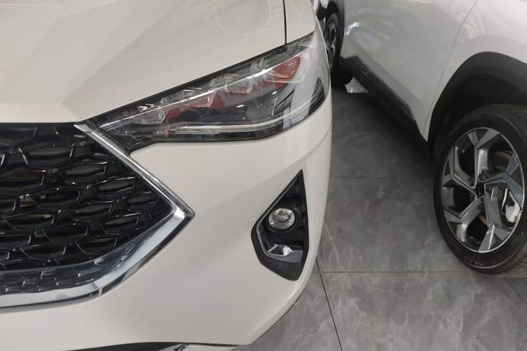 Used Haval F7x 2019 2.0T Two-Wheel Drive Smart & Stylish Play Edition Left Front Headlight