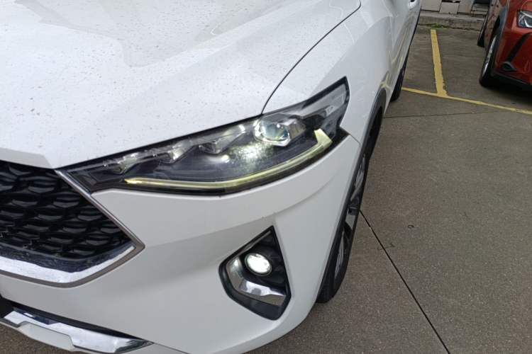 Used Haval F7x 2019 1.5T Two-Wheel Drive Smart & Trendy Edition Left Front Headlight