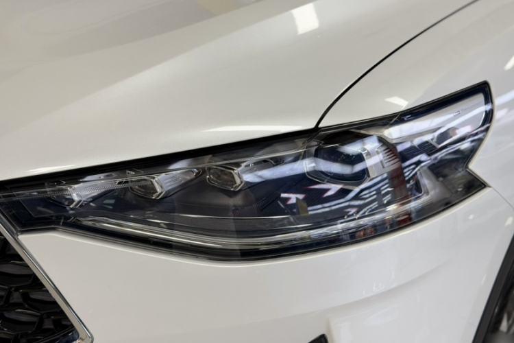 Used Haval F7x 2019 1.5T Two-Wheel Drive Smart & Trendy Edition Left Front Headlight